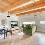 Albertaarts Happy Place Townhome