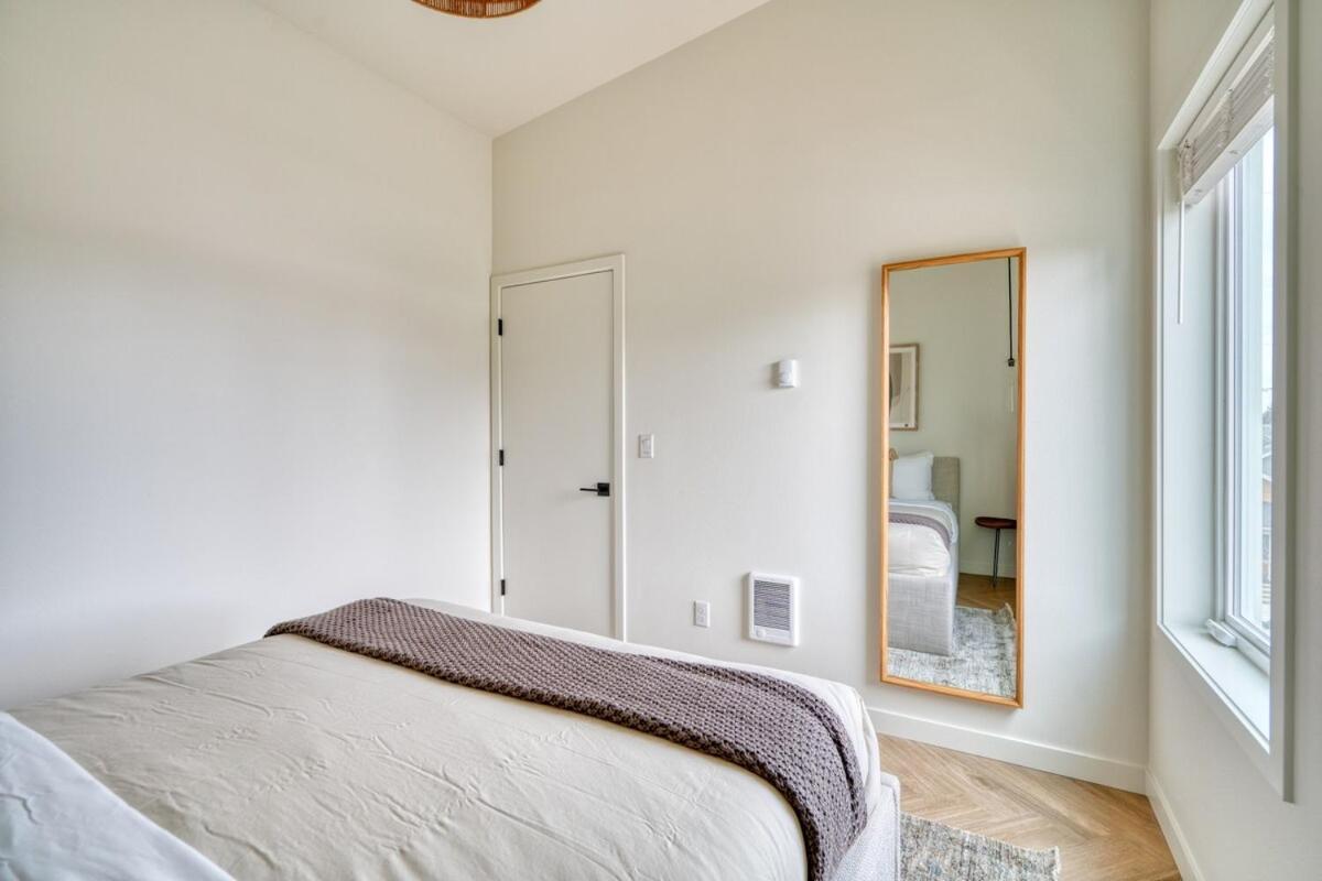 Albertaarts Happy Place Townhome * Portland