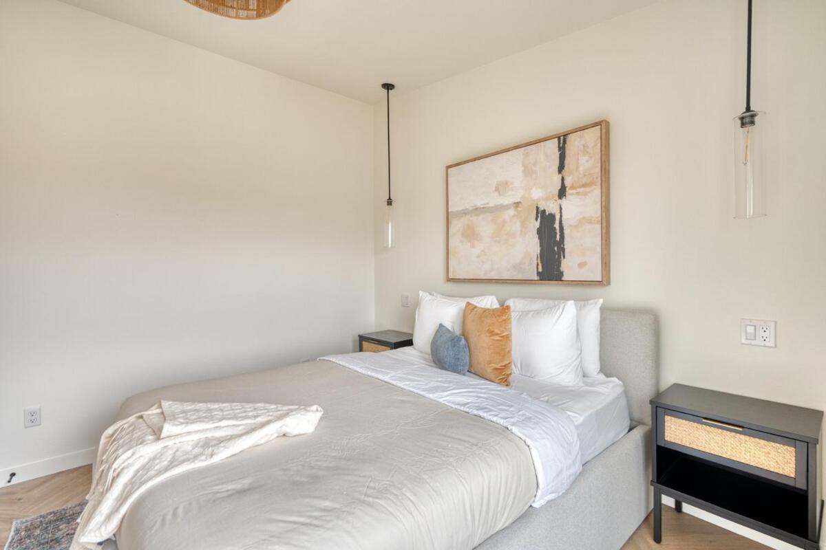 Albertaarts Happy Place Townhome Holiday home *
