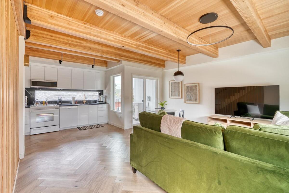 Albertaarts Happy Place Townhome *